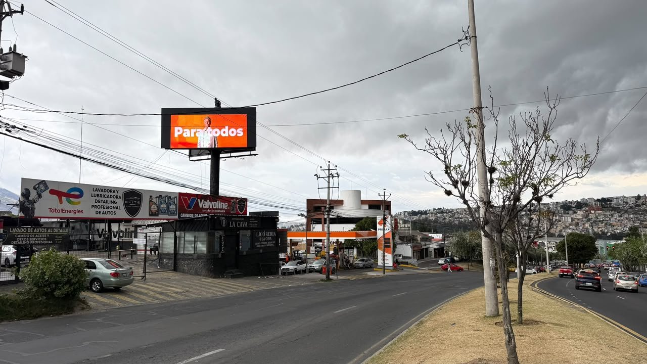 Pantalla LED en El Condado, Quito
